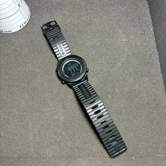 Columbia Digital Watch CT010 J11 Blavk Ruber Straps Working New Battery - Picture 3 of 6